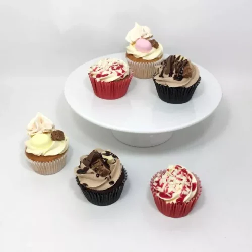 Coast cakes Cupcakes x 6