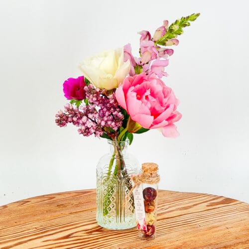 Seasonal Bud Vase & Blooming Tea Bundle