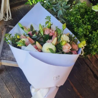 #floristchoicebouquet www.thelostflowershed.co.nz #hibiscuscoastfloristnz #whangaparaoaflorist #silverdalefloristnz #millwaterflorist